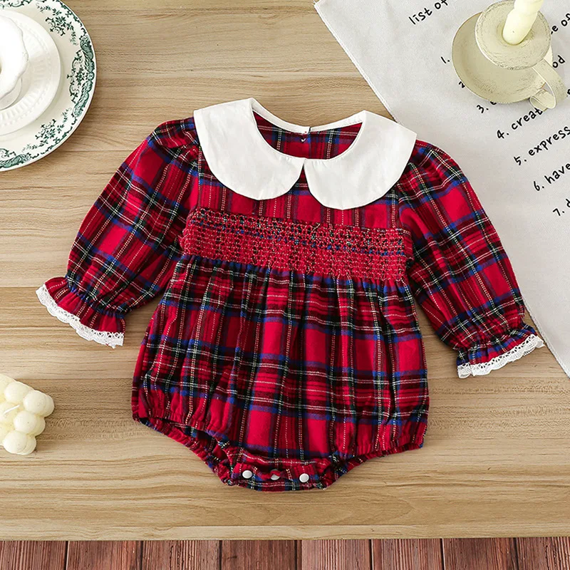 

Детский комбинезон для девочек с рождественским узором, длинным рукавом и клетчатым воротником, цельный костюм для ползания, праздничная одежда на первый месяц жизни