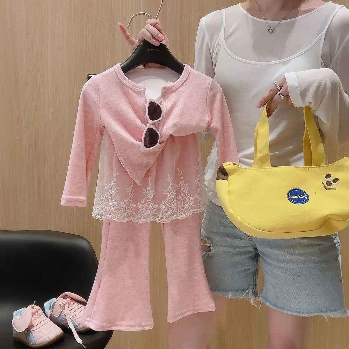 2026 New Baby Girl Clothing Solid Color Lace Hem Sweatshirt Elastic Waistband Pants Clothes Fall Outfits Baby Clothes for Newbo