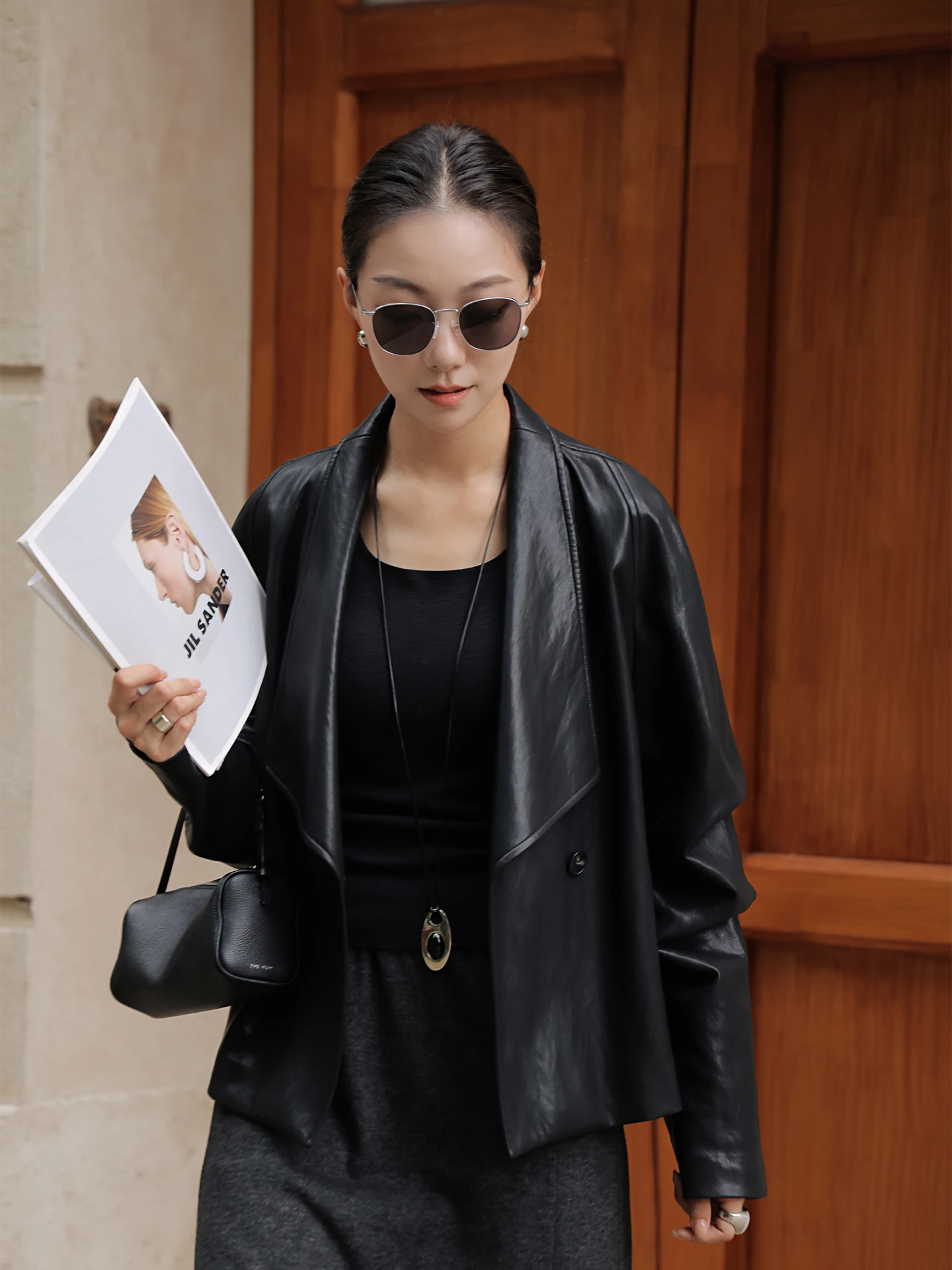 Losse PU-leren jas voor dames met schouderinzet en omgeslagen kraag, geschikt voor woon-werkverkeer, herfst, nieuw binnenkomst, buitenkleding