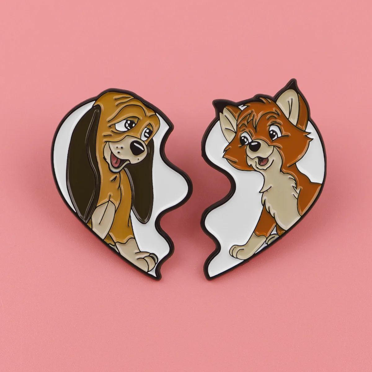 2Pcs Classic Cartoon The Fox and The Hound Brooch Pins for Backpacks Bag Disney Movie Fans Collection Gifts