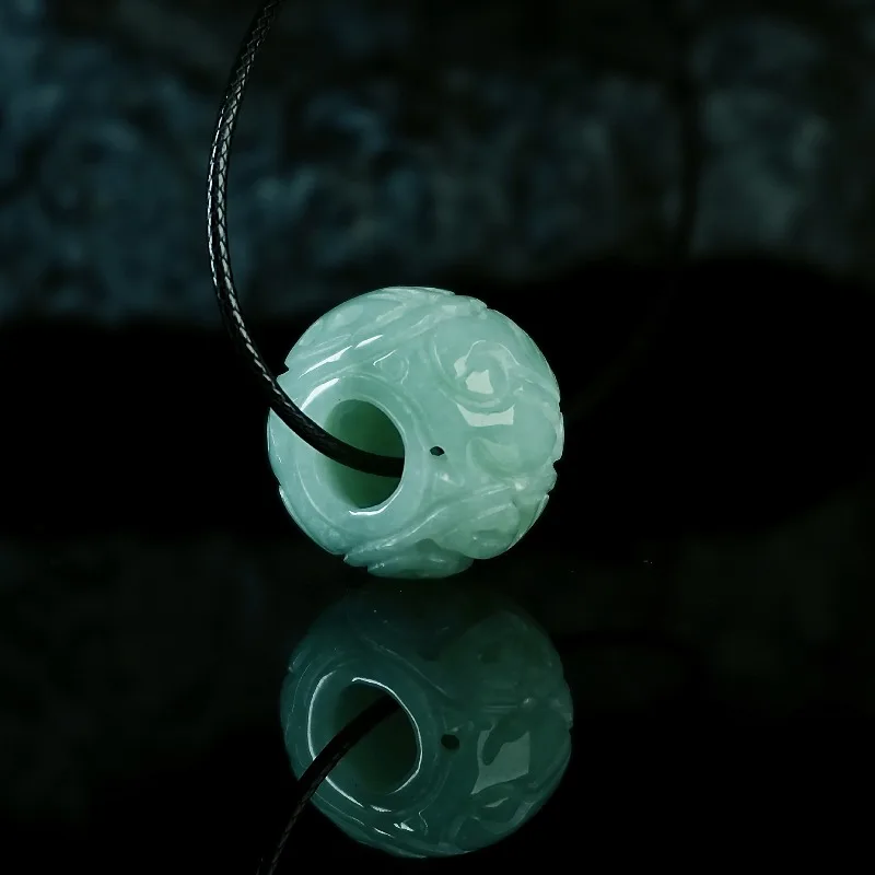 Natural Real Emerald Jade Openwork Carving Flower Pendant Myanmar Jadeite Necklace Jewelry Charm Designer Lucky Gift Women Men