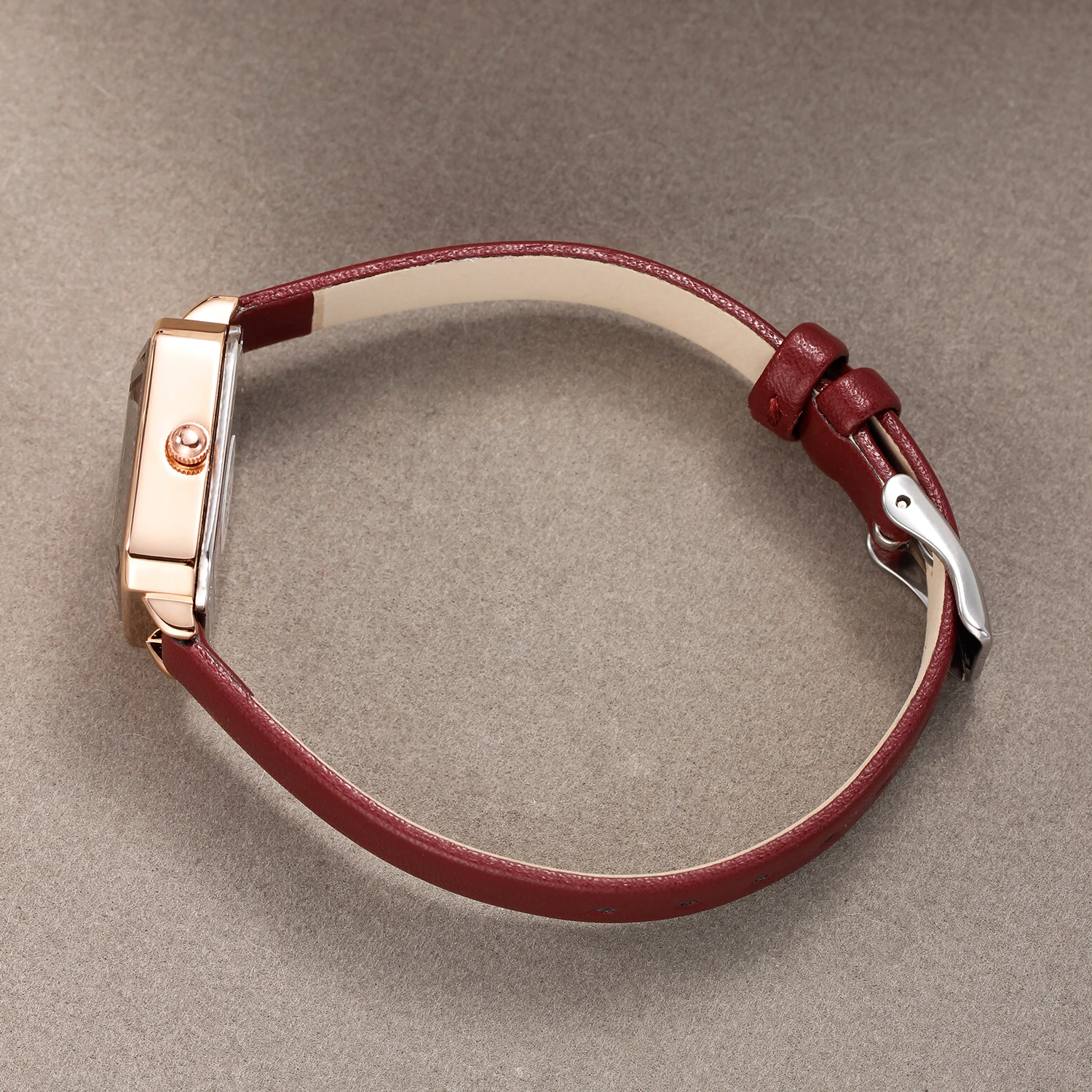 ساعة بومار فاشن أنيقة كلاسيكية مربعة فاخرة من الجلد الأحمر الخمري المقاوم للماء كوارتز للنساء، للنساء للساعة