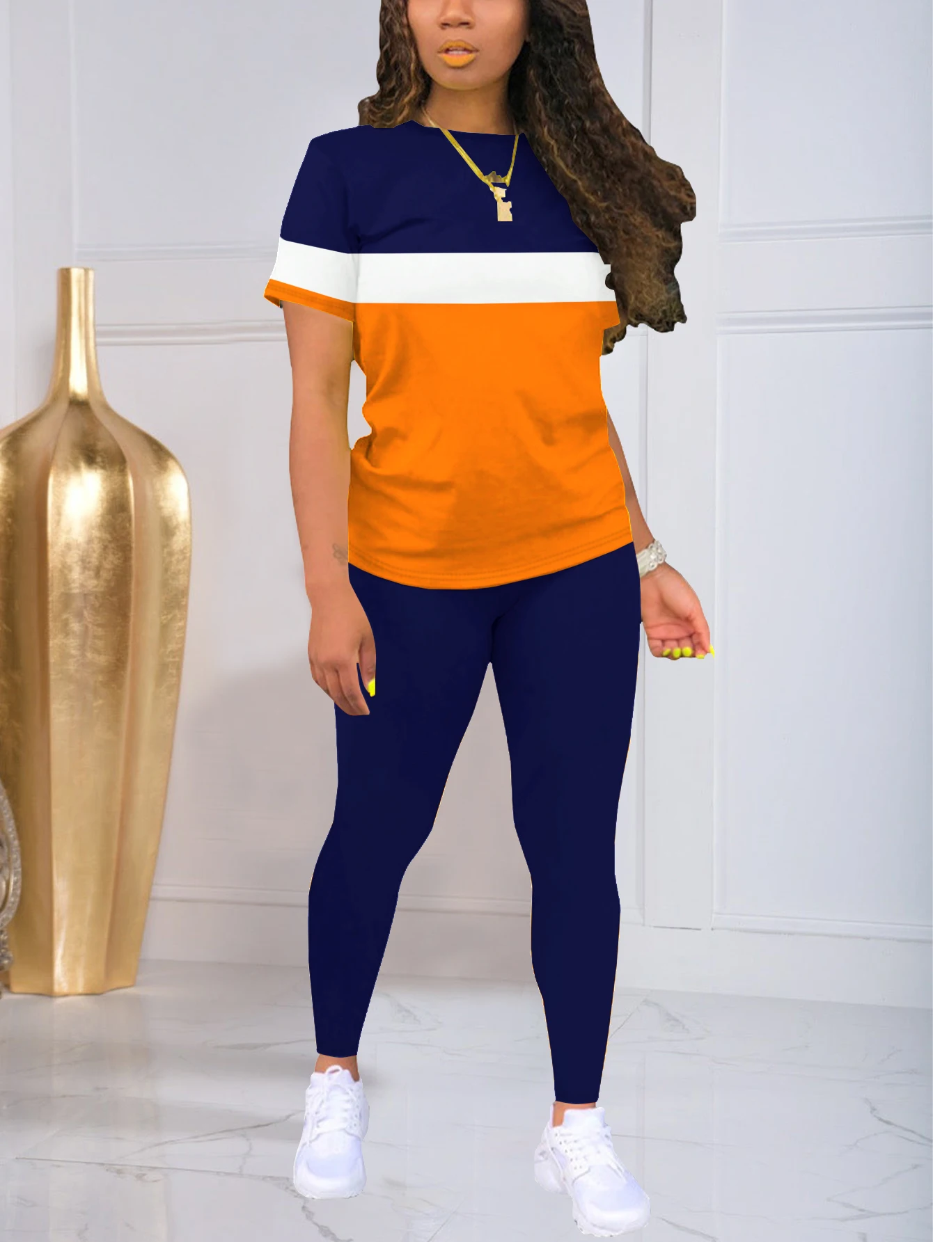 

Women's Summer Casual Fashion Outfit Comfortable Set for Daytime Wear Suitable for Commuting And Travel