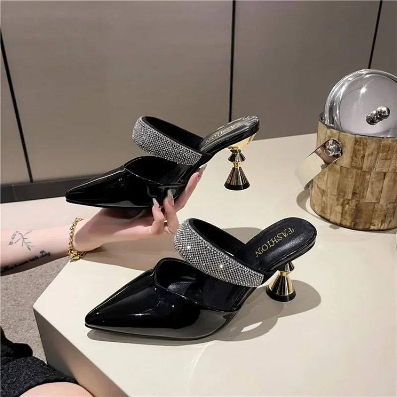 2024 New Design Women Elegant Pointed Toe Strange Style High Heels Summer Outdoor Shoes Ladies Sandals Women Slippers