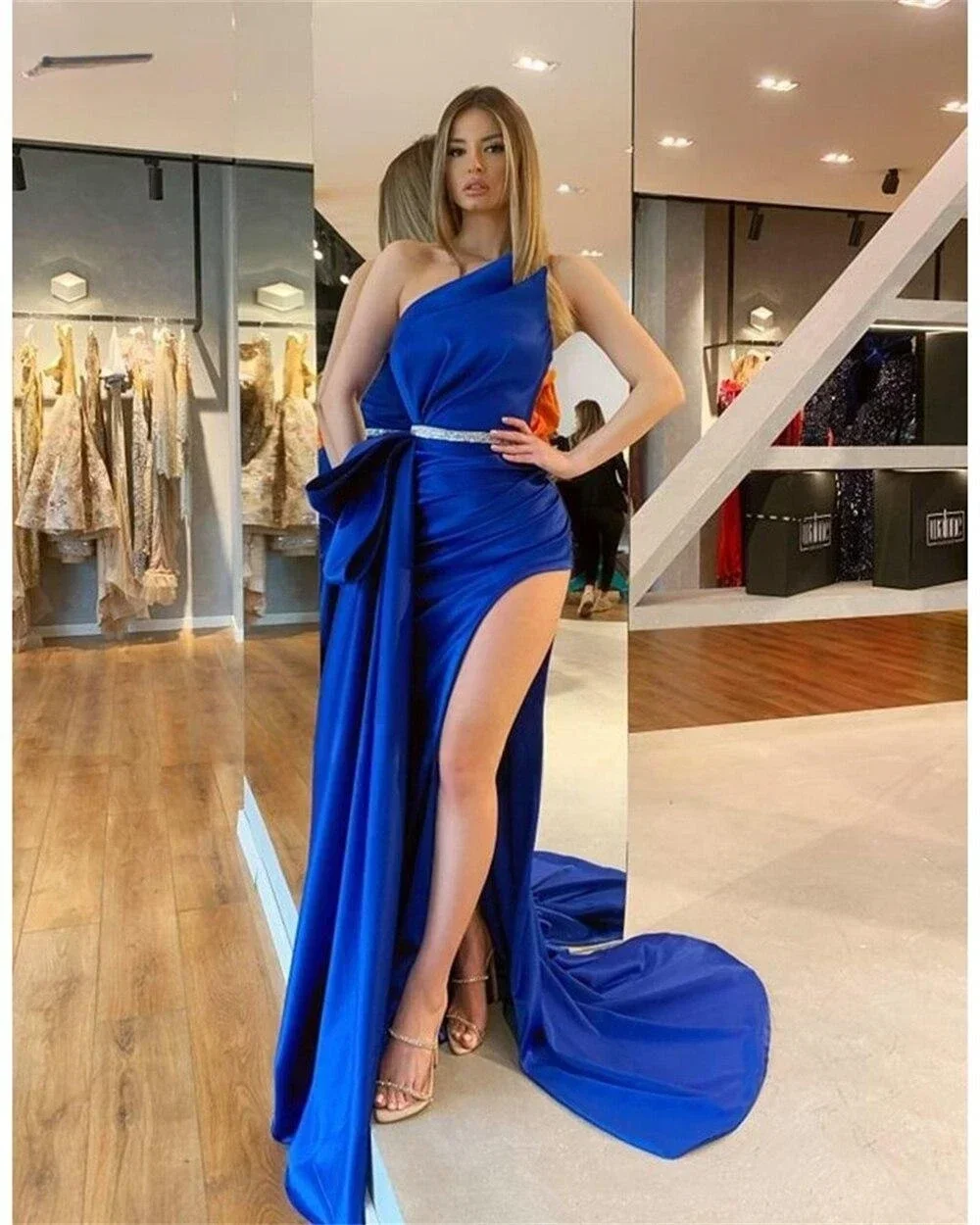 ที่กําหนดเองชุดราตรีง่ายปิดไหล่ Mermaid จีบซาตินอย่างเป็นทางการชุด Vestidos Para Mulheres ฟรีธุรกิจ