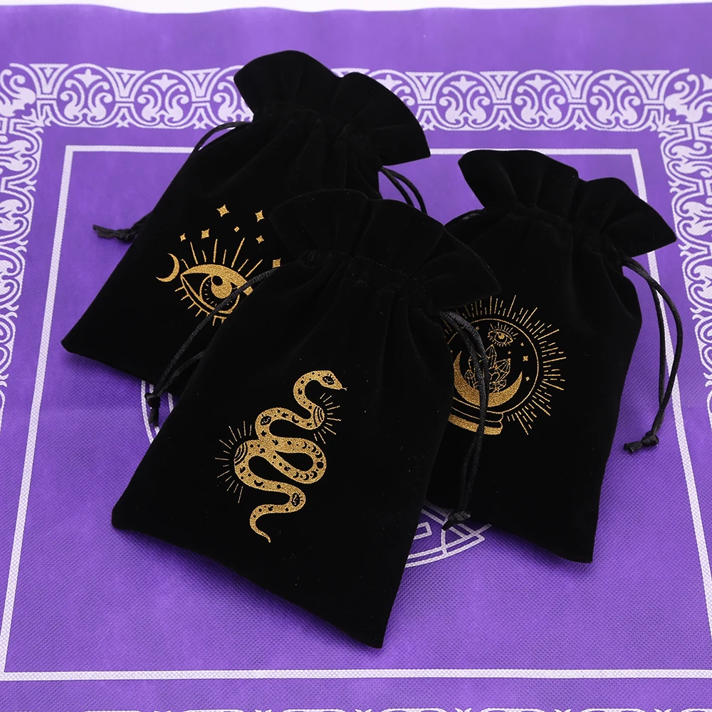 1 Stück 13 x 18 cm schwarzer Samt Tarot Tasche Oracle Karten Lagerung Runen Konstellation Hexe Wahrsagerei Zubehör Schmuck Würfelbeutel – Detail 3