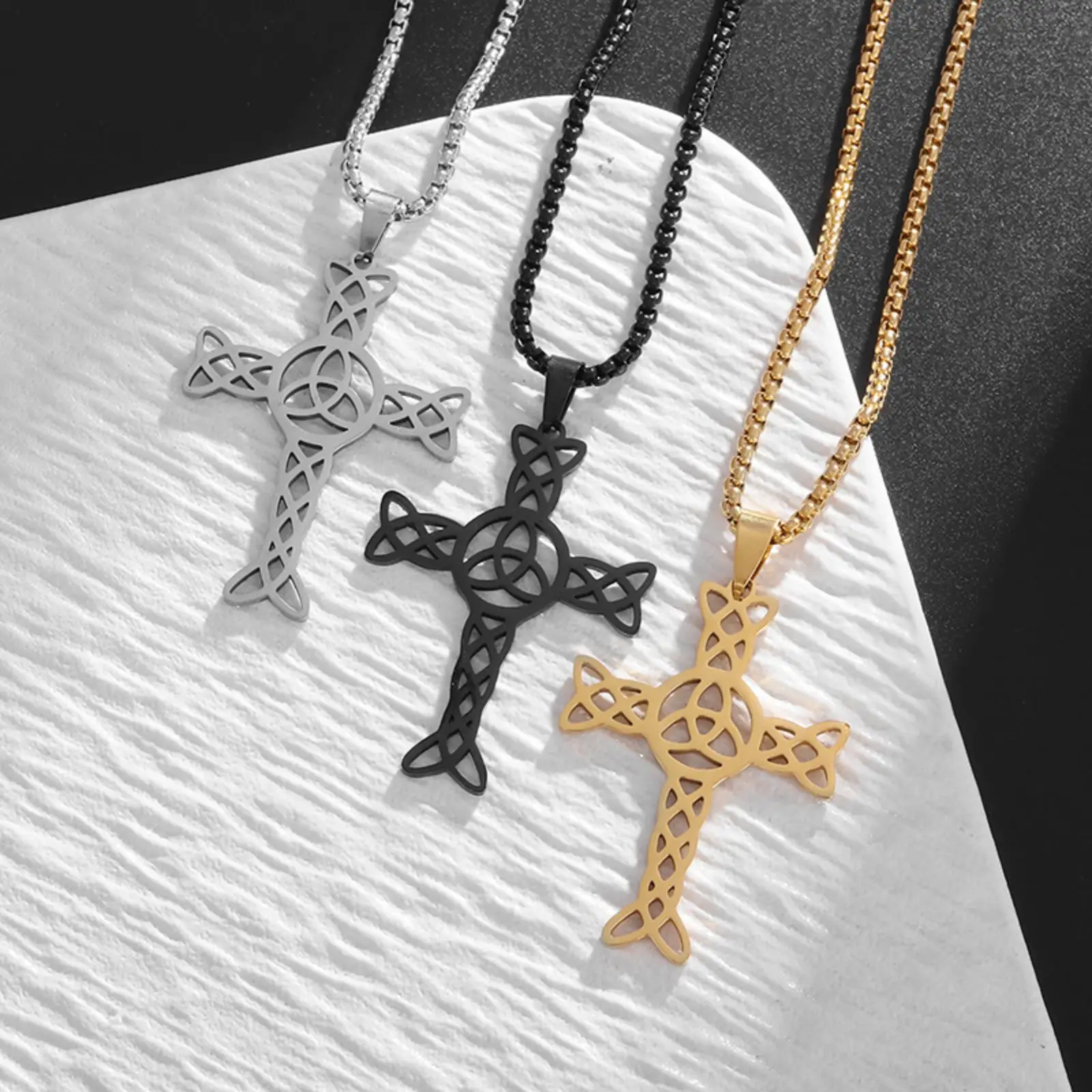 Edelstahl-Halskette mit keltischem Knoten-Kreuz-Anhänger, Dreifachknoten, irischem Knoten-Kreuz, Amulett, Schmuck, Geschenk für Männer und Frauen – Detail 6