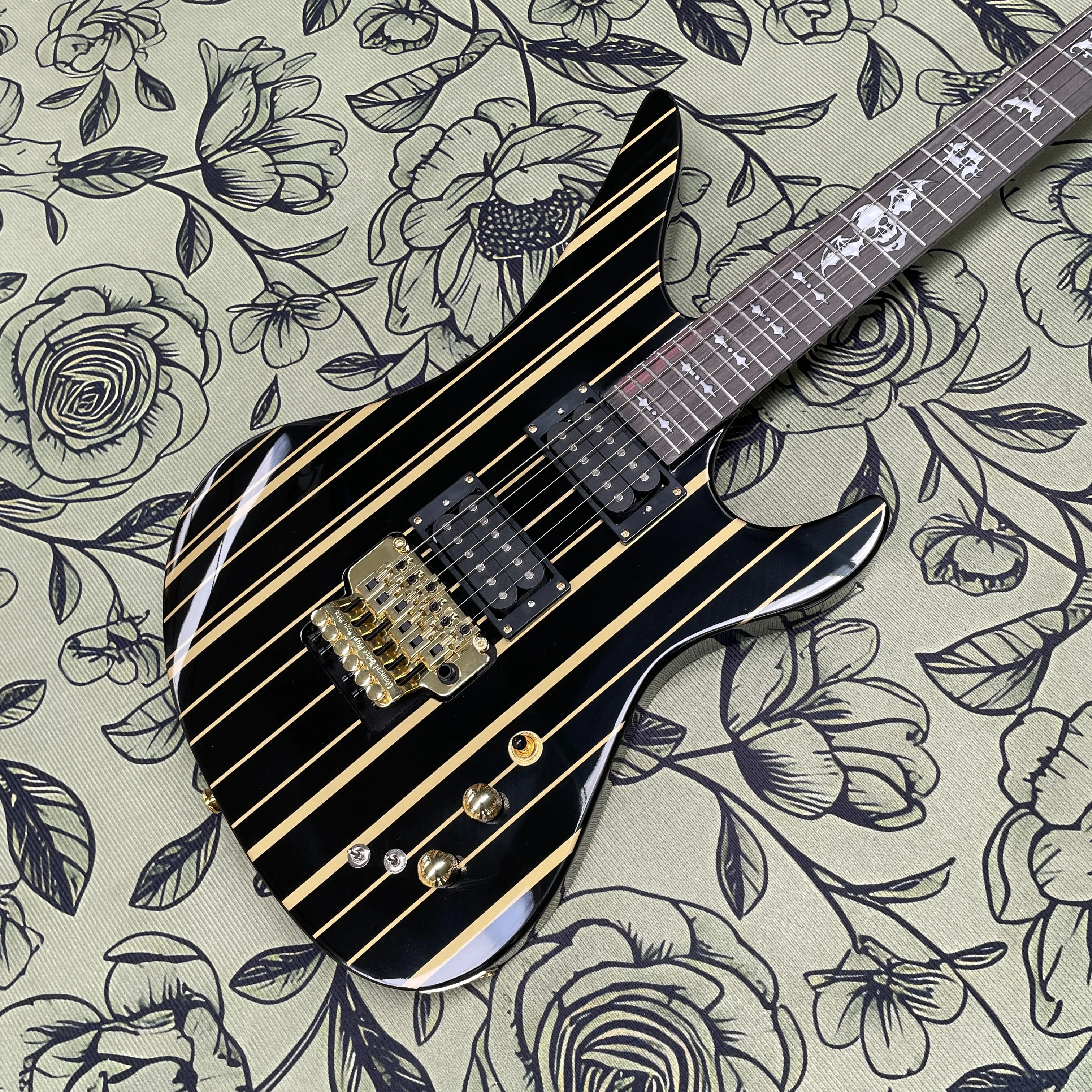 6-stringblack and gold striped electric guitar,rosewood fingerboard double locking system guitars, rock player electric guitarra