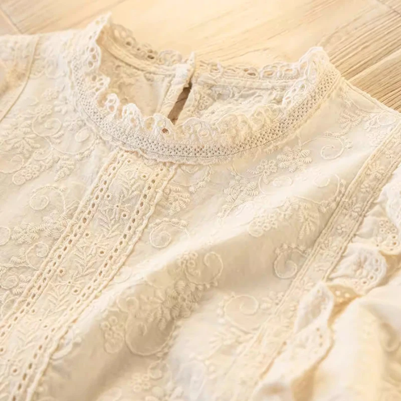 

Весенне-осенняя кружевная блузка с воротником-стойкой, женская одежда, бежевая, с вышивкой, ажурная, с длинными рукавами, женские рубашки и блузки U038