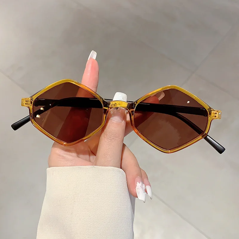 Vintage Luxury Brand Designer Irregular Rhombic Sunglasses Women For Men Sun Glasses Trendy Punk Popular Pink Cool Shades UV400