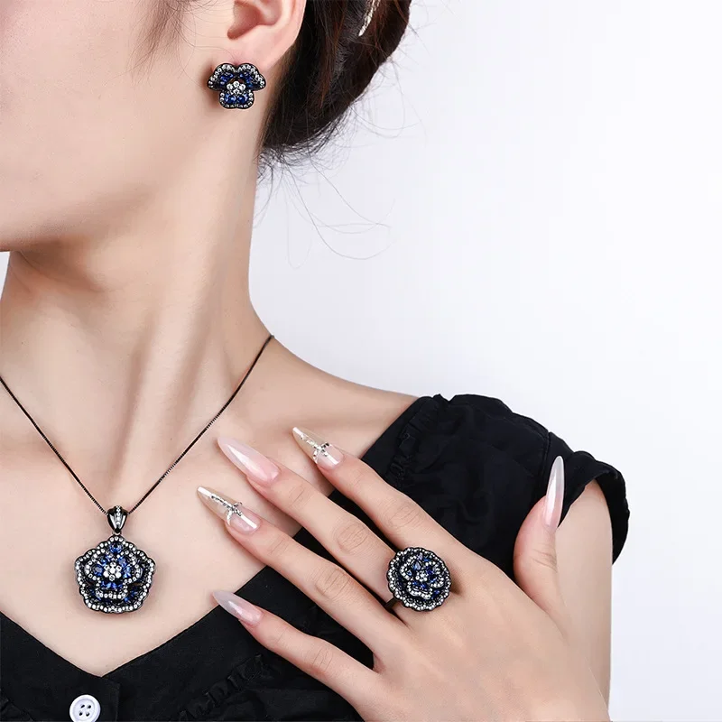 S925 Silver Plated 18K Gold Plated PT950 Platinum Blue Spindle Rose Temperament Light Luxury Black Gold Suit for Women
