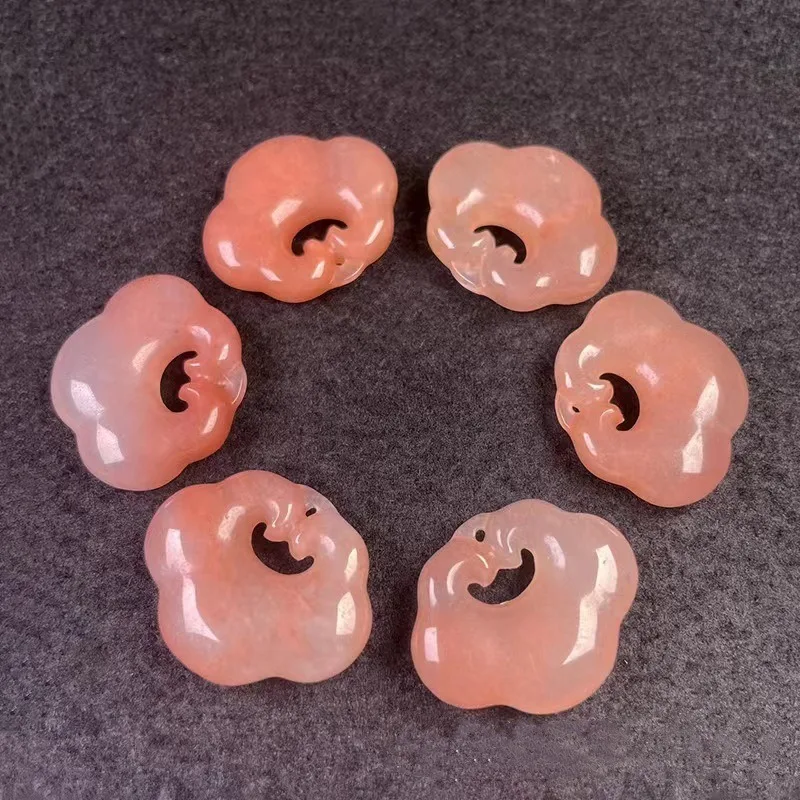 

złota jedwabna jadeitowa kwiat brzoskwini parzenie Ruyi zawieszka z zamkiem różowa pomyślna chmura blokada bezpieczeństwa Jadeitowy wisiorek biżuteria