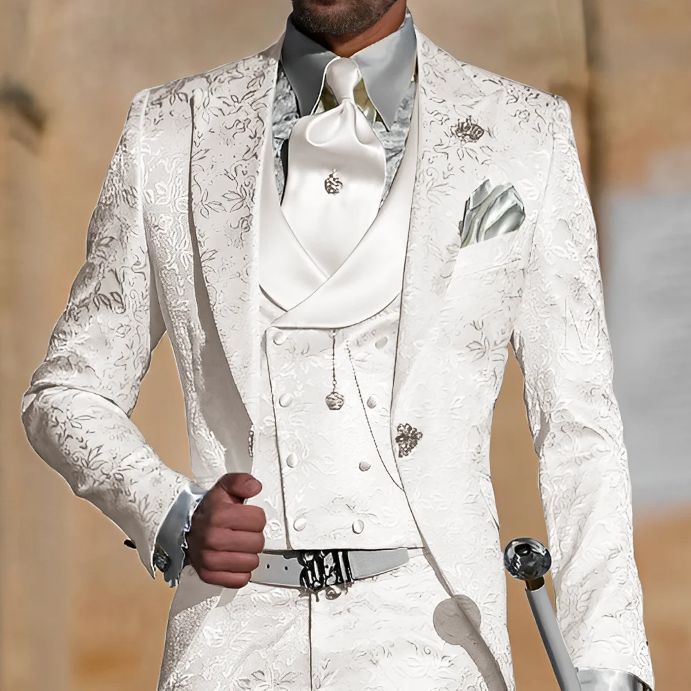 

Gorgeous Wedding Tuxedos Jacquard Men Suits Peaked Lapel 4 Piece Set Jacket Vest Pants Wrap Handsome Groom Blazers Customized