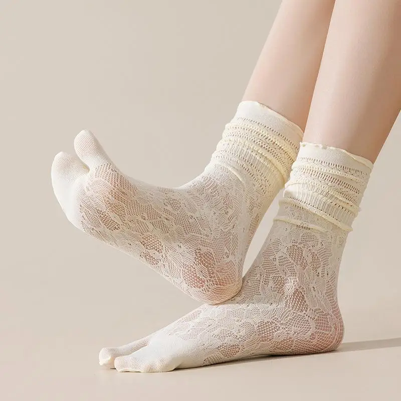 1Pairs Summer Hollow Out Mesh Lace Toe Socks Women Five Finger Socks High Tube Cotton Socks With Separate Fingers
