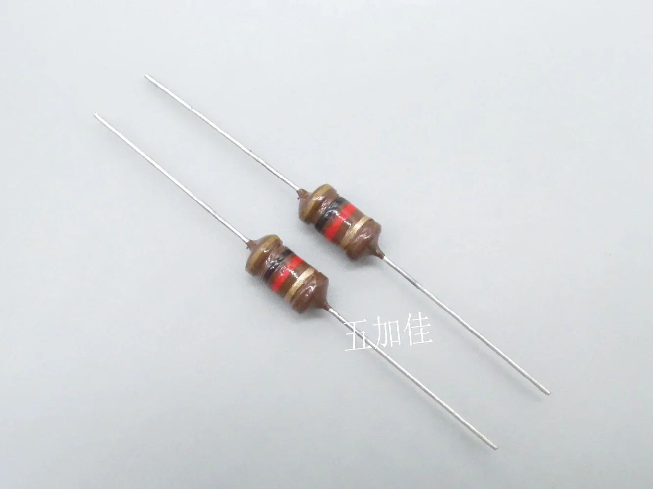 Original new 100% B82145A1105J 1000UH 1mH 0.37A 5% axial color ring high-frequency inductor
