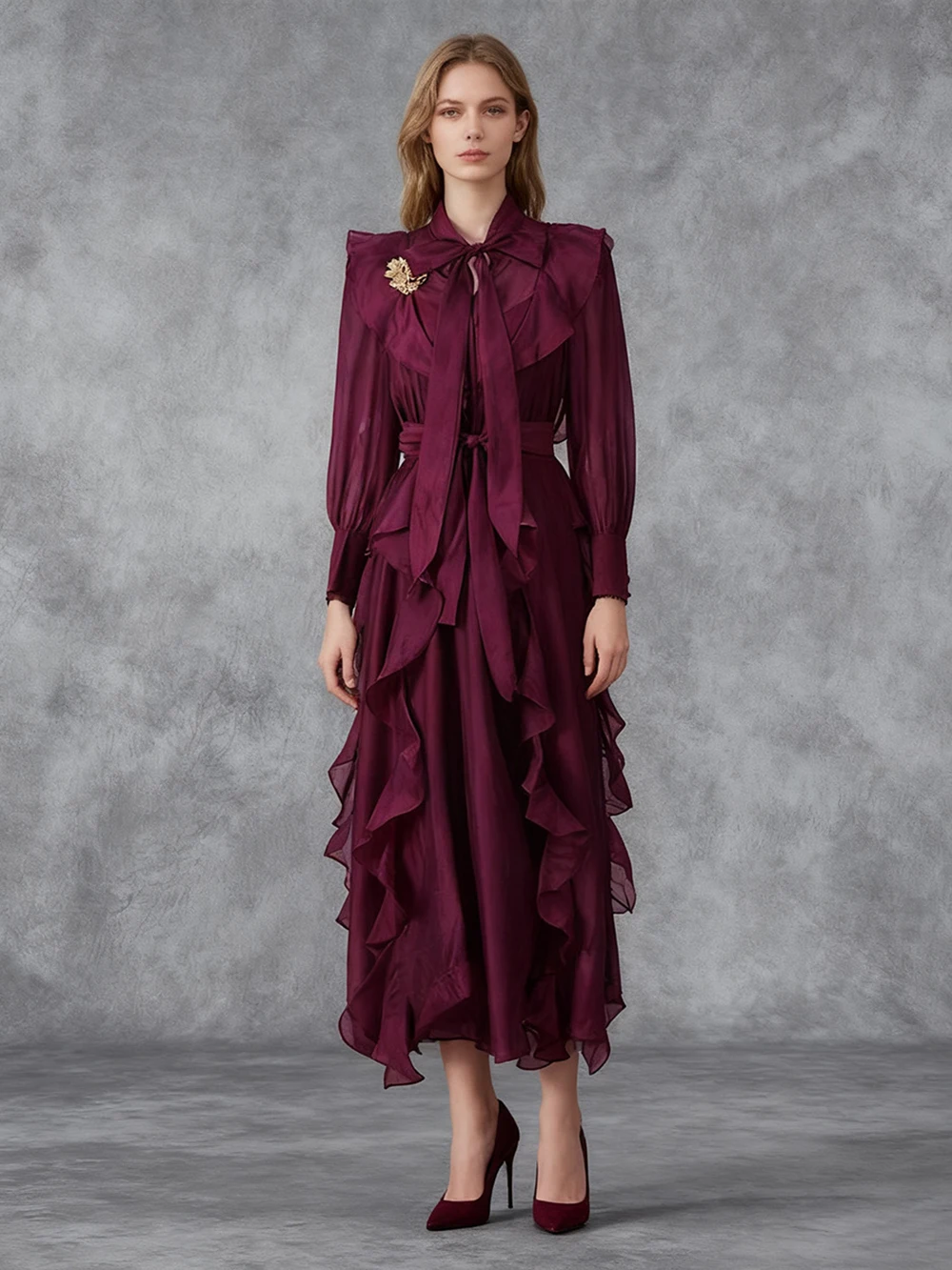 

2026 Summer New Women's Chiffon Wood Grain Tassel Maxi Dress with Tie-Up Collar and Metal Decorations in Royal Style
