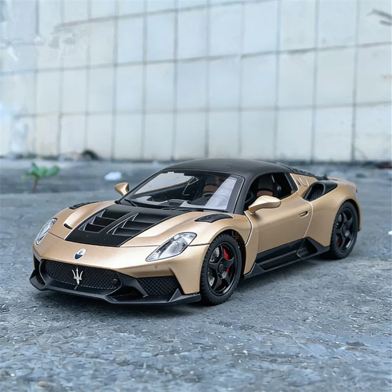 

1:24 MC20 GT2 Stradale Alloy Sports Car Model Diecast Metal Toy Track Racing Vehicles Car Model Simulation Sound Light Kids Gift