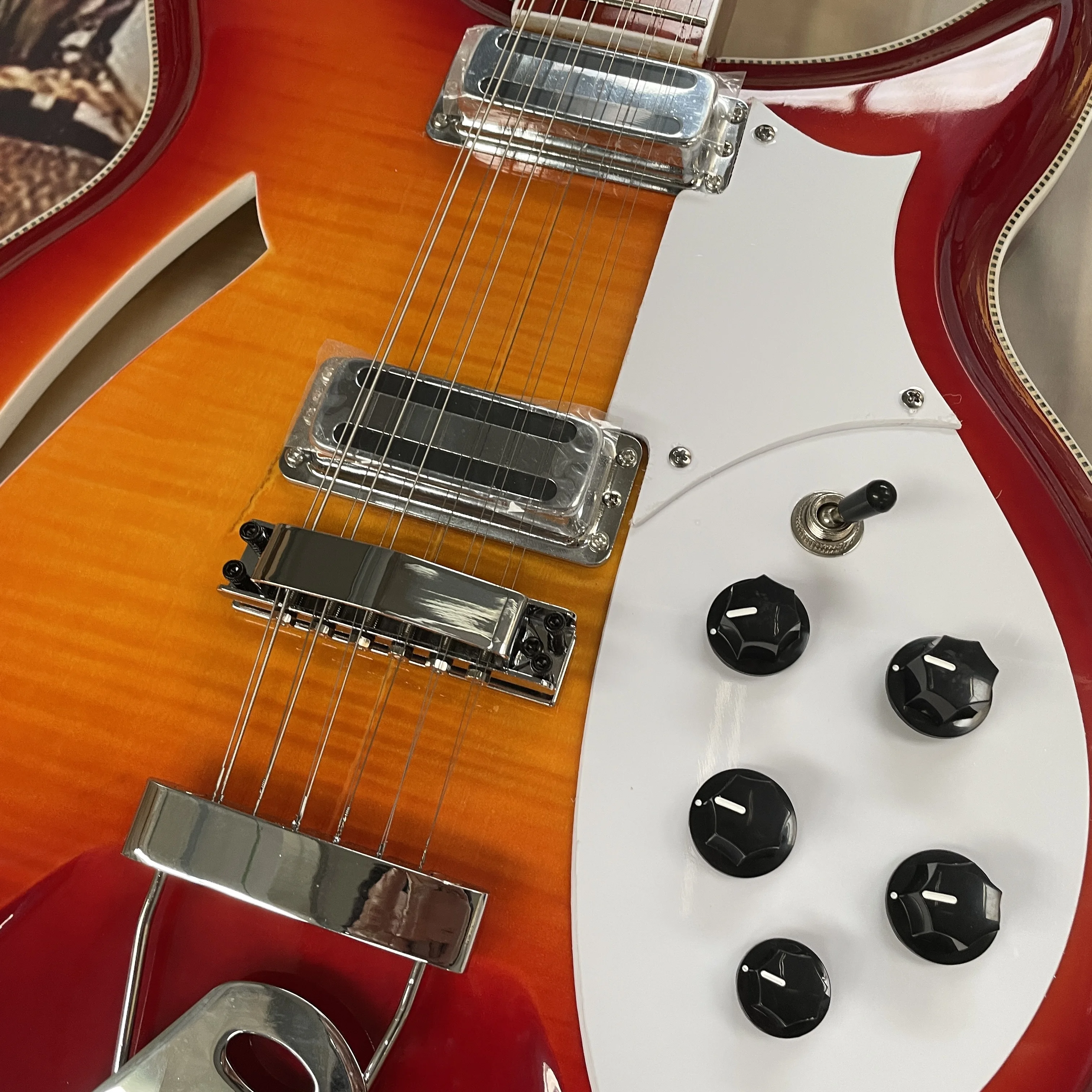 12-string semi-hollowbody electric guitar, rosewood fingerboard guitars, smooth-playing fast-picking electric guitarra view 3
