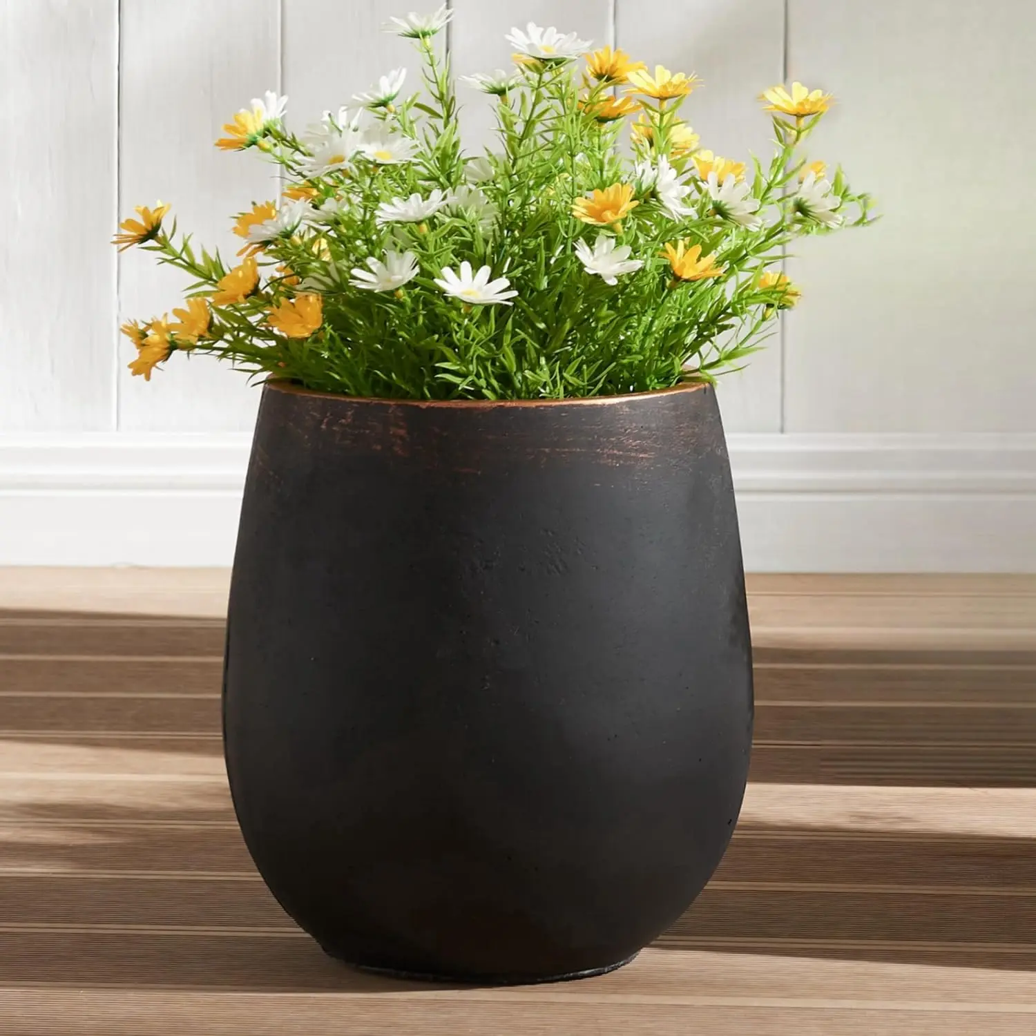 Round Concrete Planter with Drainage Hole, Weathered Finish, Hand-Painted Golden Edge, UV-Resistant & Crack-Resistant, Indoor/Outdoor Use