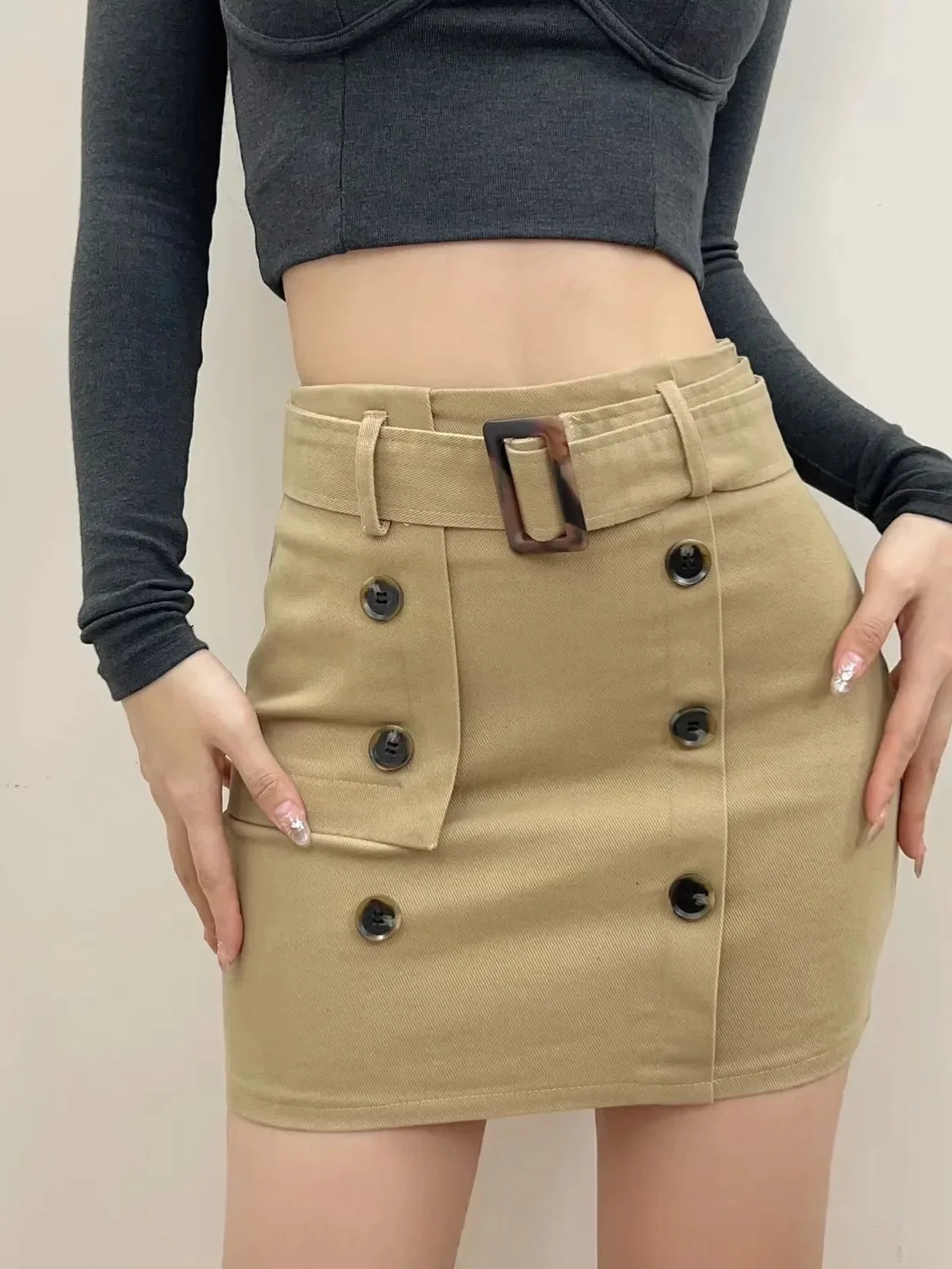 American Style Spicy Girl High Waist Double Breasted Half Length Skirt Women 2024 New Sexy Wrapped Hip Ultra Short Skirt FBY6