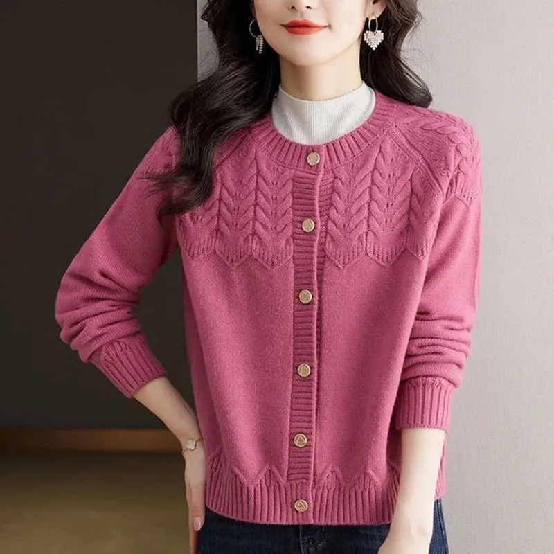 ニットカーディガン女性セーター 2025 新作春秋無地ラウンドネック女性セータージャケットヴィンテージカジュアルワイチュアンレディーストップス