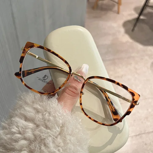 Monturas de cristal de nuevo estilo para mujer, gafas de hombre con bloqueo de luz azul y ojo de gato, monturas de gafas de Material TR90
