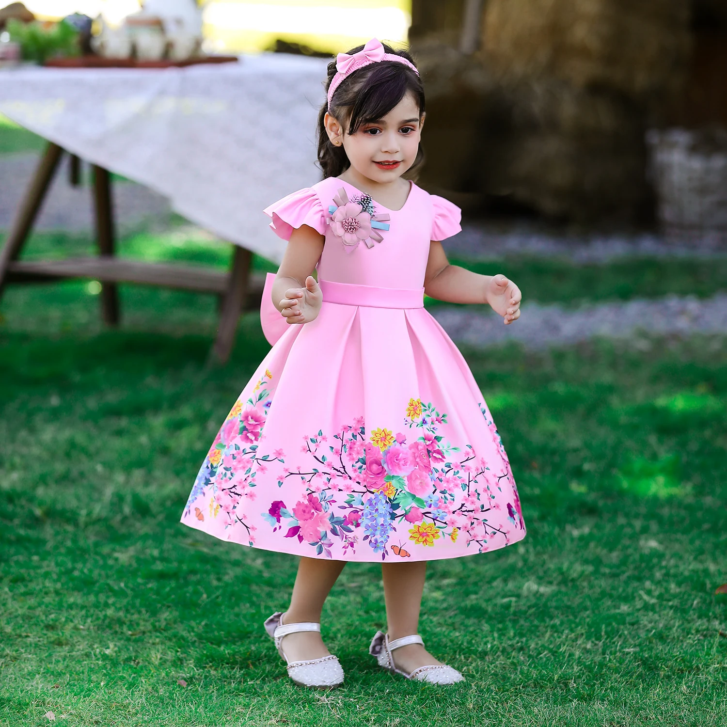 Flying Sleeve Bow Baby Girl Party Dresses Christmas Costume Flower 1st Birthday Wedding Girl Dresses Princess Evening Prom Gown