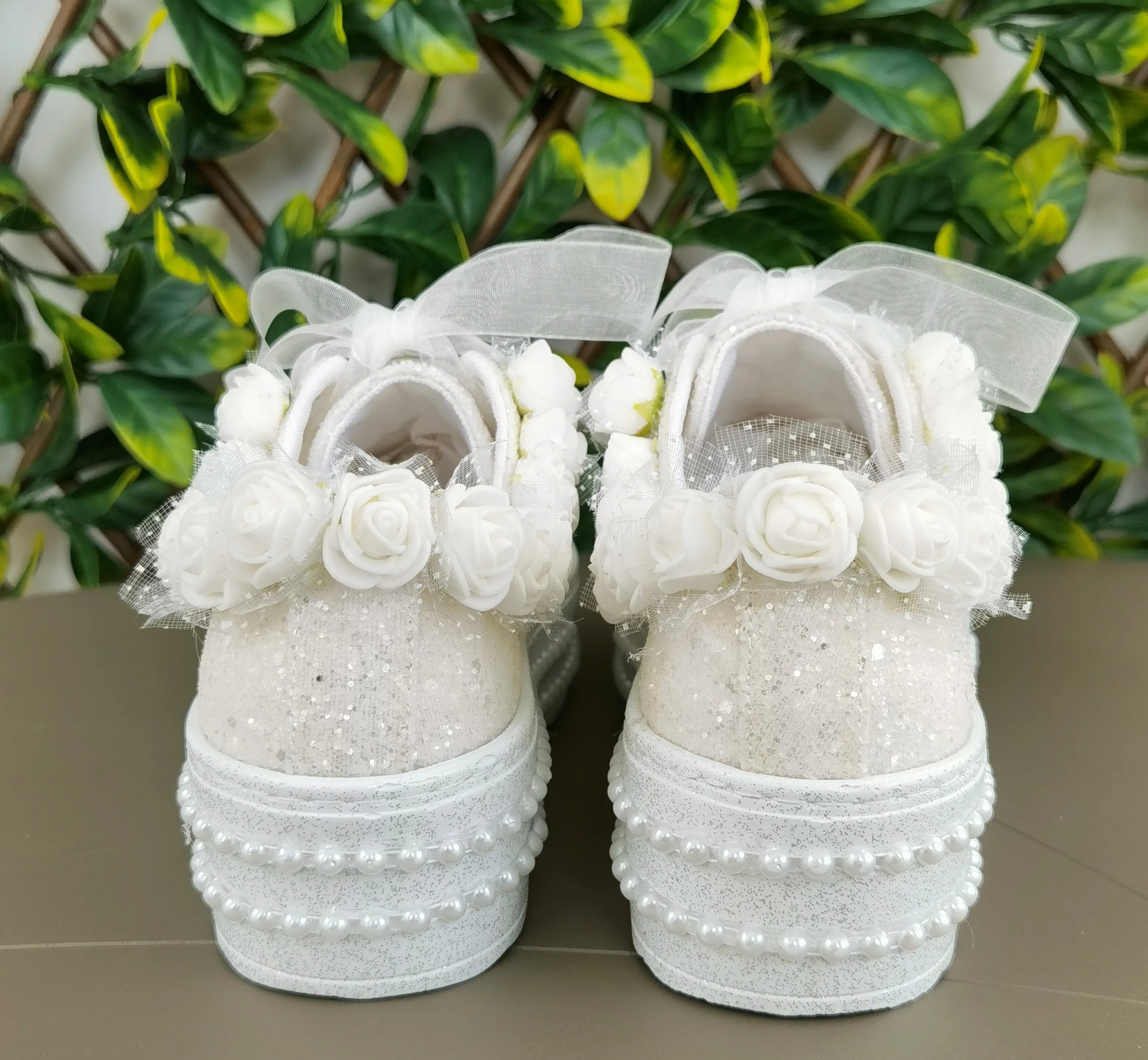 Bridal Shoes 3CM height Glittering White Floral Wedding Shoes Women\'s Shoes Comfortable Bridal Shoes Desing Stilo Shoes  Bride