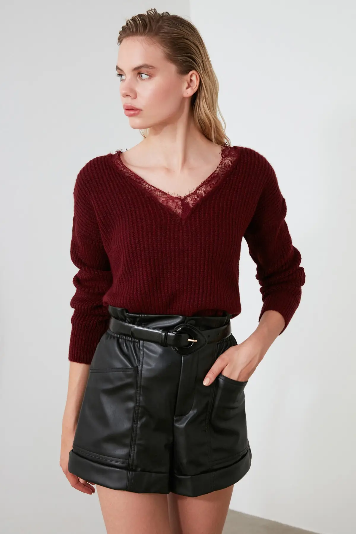 Bordeaux scollo a V pizzo dettagliato maglieria maglione rosso scuro autunno inverno donna pullover manica lunga Casual maglione lavorato a maglia