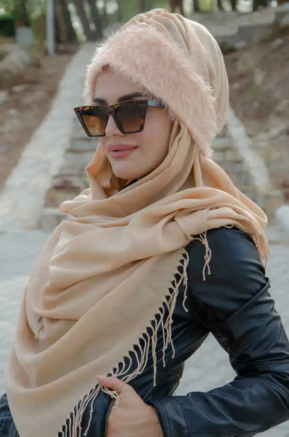 Ottoman püskül Bandana Shawl aışe ıslam Muslim female header hıjab scarf sal wedding bridal April abaya private dubai Ara