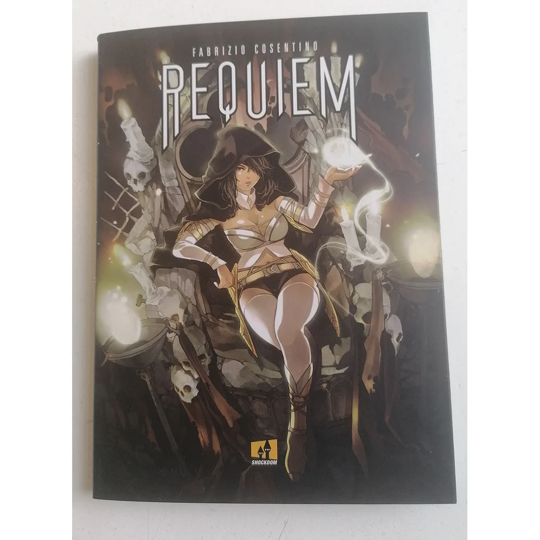 European, REQUIEM, ED. SHOCKDOM, year 2021, author FABRIZIO CONSENTINO, COMIC BOOK in Spanish, TEBEO,