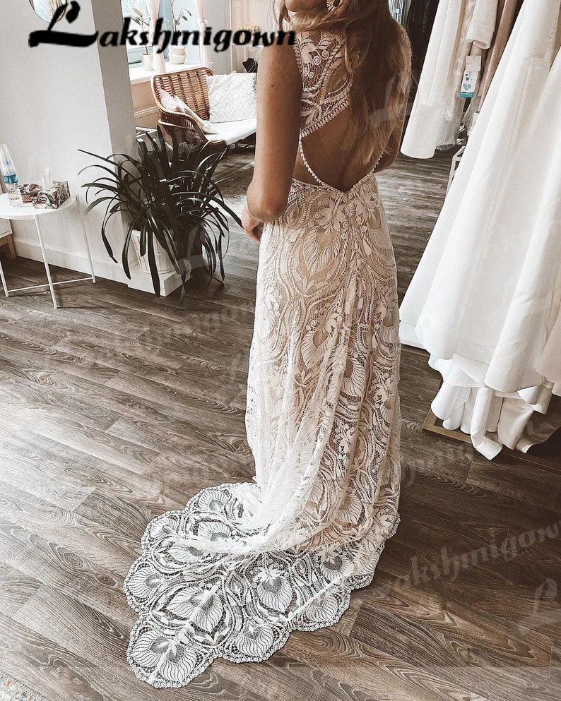 Elegant Bohemian Lace Wedding Dress Outdoor Beach Open Back Bridal Gown Plus Size Rustic Boho Hippie Wedding Dress Customized