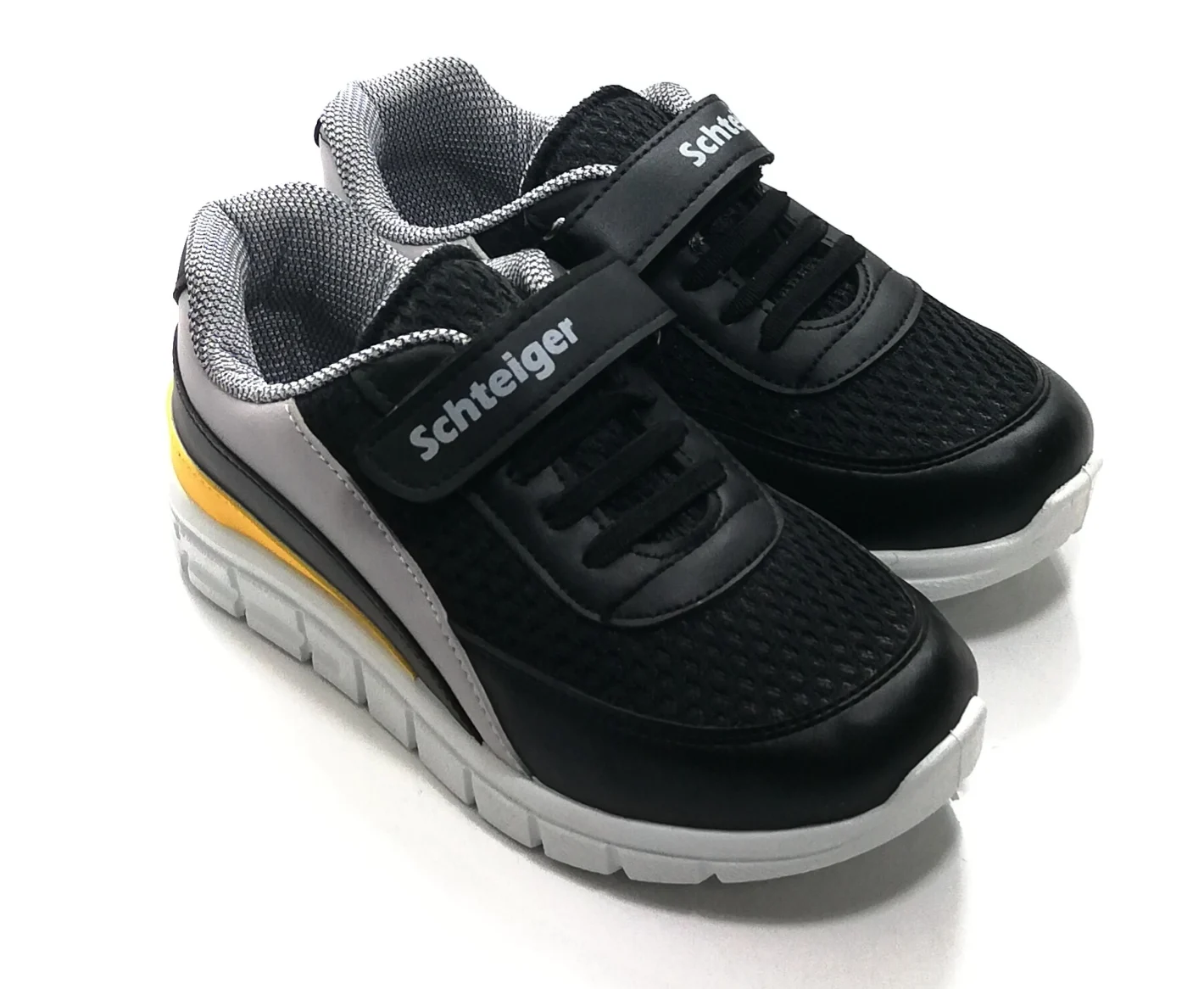 

BLACK. FOR MEN AND GIRLS. DAILY WALK. TRAVEL SPORTS SHOES. 31.32.33.34.35. NUMBER. COMFORTABLE, HEALTHY, BREATHABLE