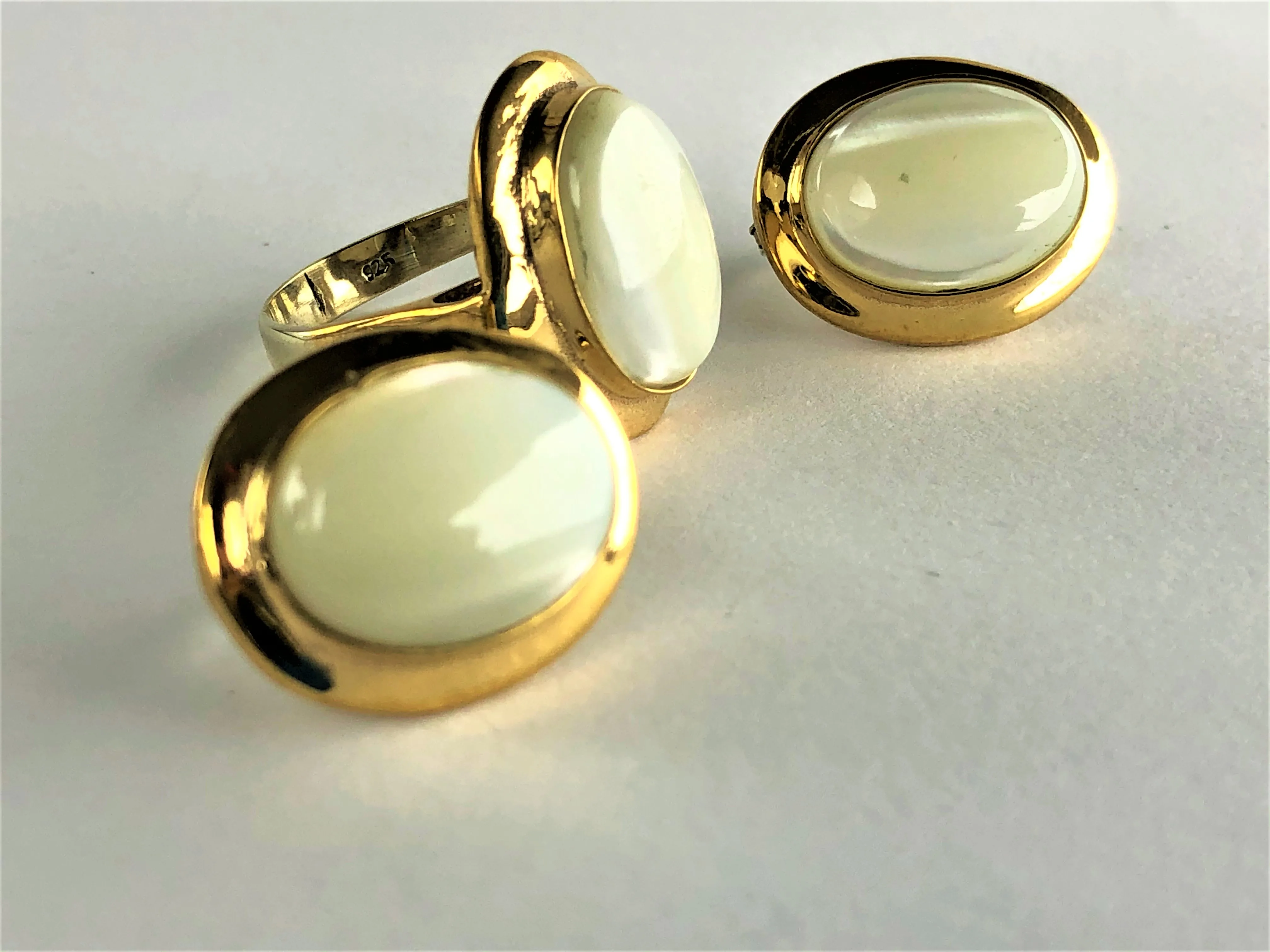 Large white stone ring Elegant  your set is a white stone earring  1pc ring + 2pcs earring jewelry set straling silver 925  wid