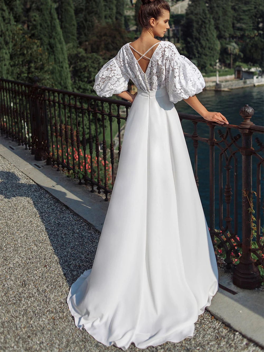 Robe de mariée classique en Satin, demi manches, haut en dentelle, col bateau, ligne A, pour la plage, avec Train, perles croisées, sur mesure