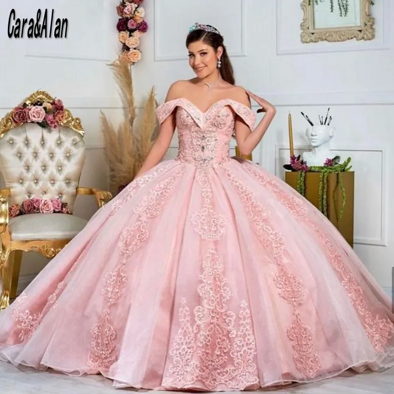 Abiti da principessa Quinceanera rosa messicano con spalle scoperte Appliques di pizzo Puffy Sweet 16 Prom Pageant abiti abiti da xv ol