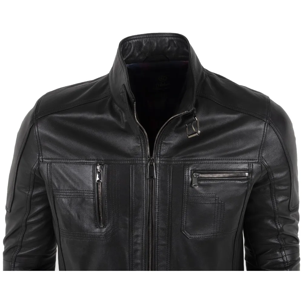 100% Genuine Leather. Sporty Jacket with a Regular Fit. Comfort of Daily Use. Fiber Support Between and Lining. 2-Stage