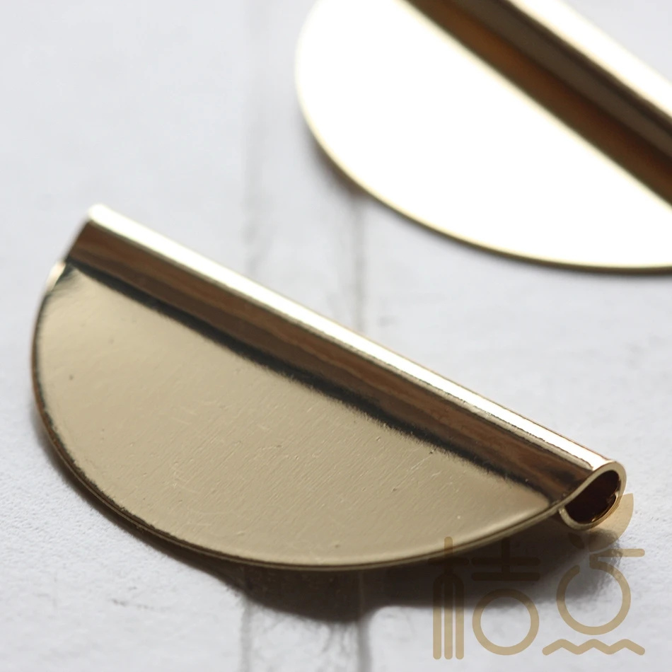 

DIY Supply-Solid Brass Finding Half Circle Spacer - 35x17mm (3759C-V-111)