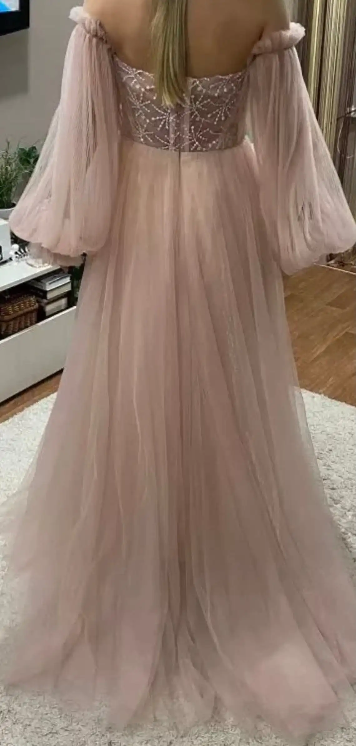 CloverBridal لينة تول قبالة الكتف الوردي البوهيمي فستان حمل بوهو الأمومة ثوب ل Elopement الزفاف صور WW8400