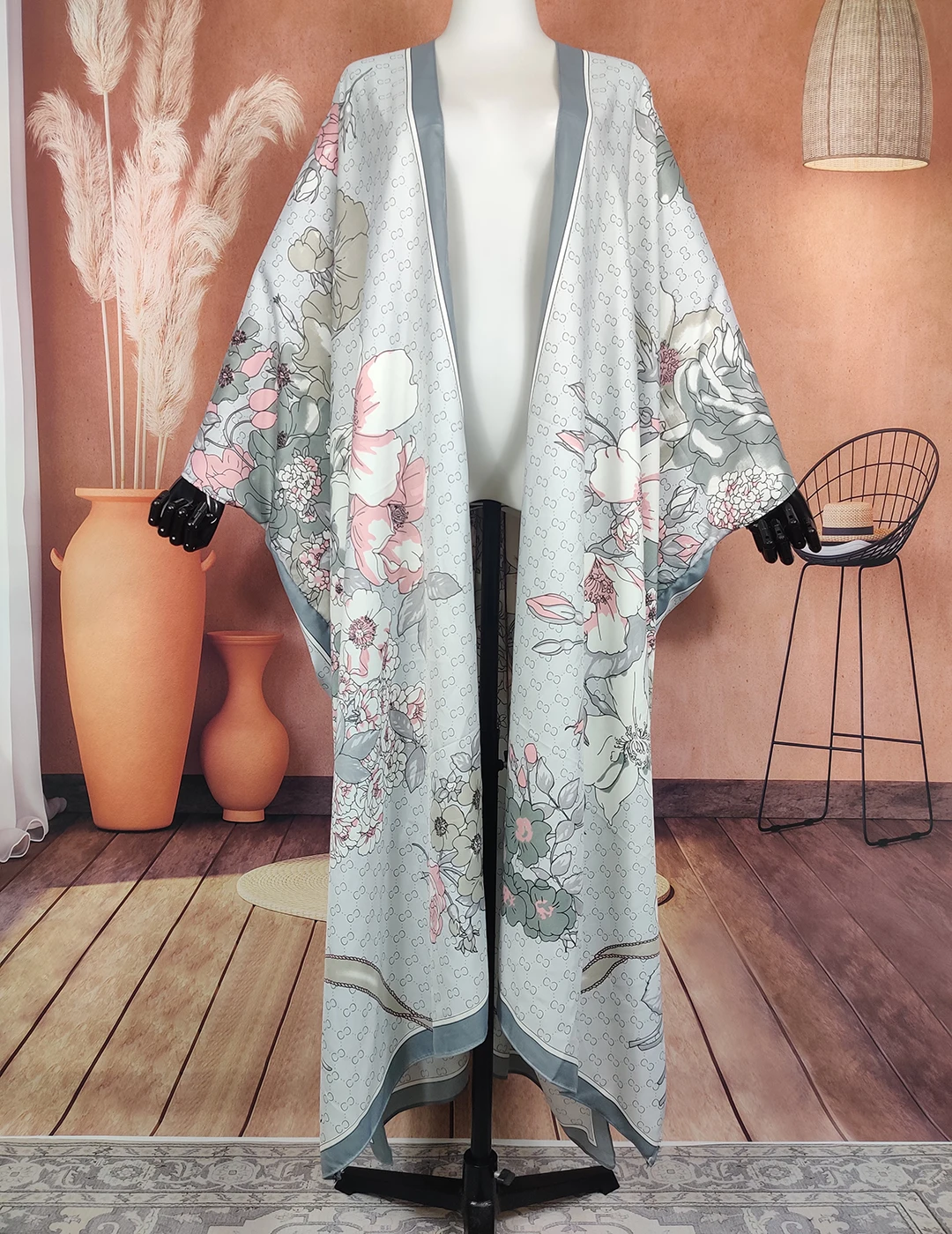 Dubai Popular 2022 Floral Silk Bohemian Summer Beach kaftan Kimonos For Lady  American Women's Swimwear Cardigans For Holiday