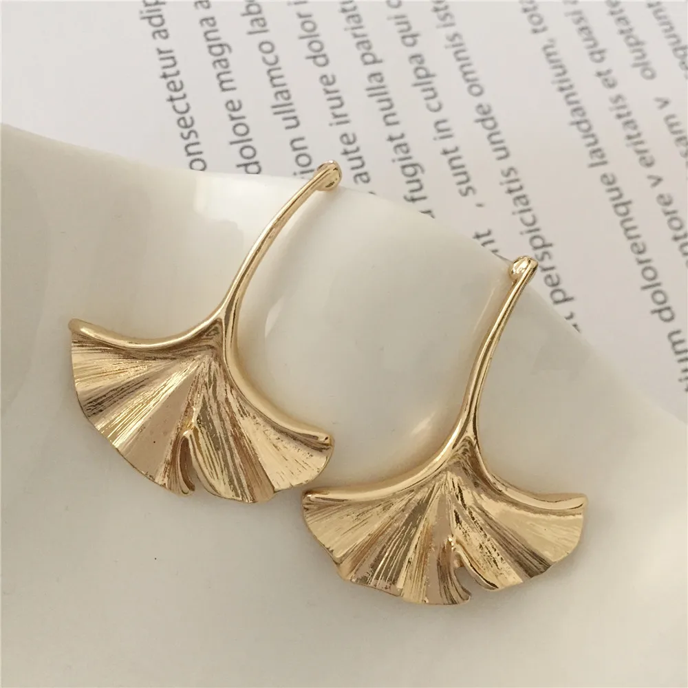 Bohemian Geometric Gold Color Ginkgo biloba Leaf Shape Big Stud Earrings For Women Statement Earring Jewelry Accessories Punk