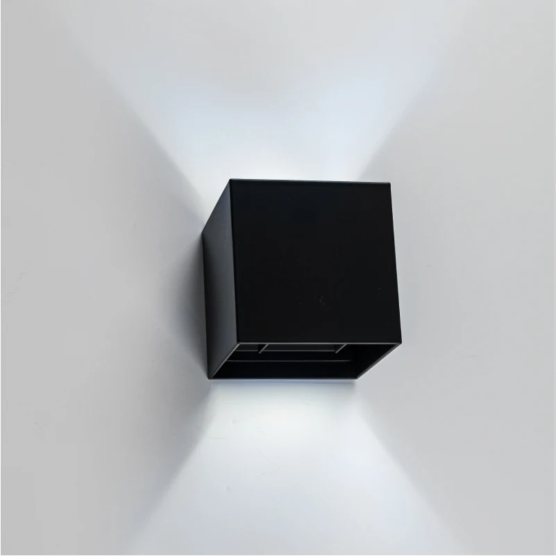 6W modern style black square waterproof LED wall lamp, can be installed indoors and outdoors, cool light 6000k