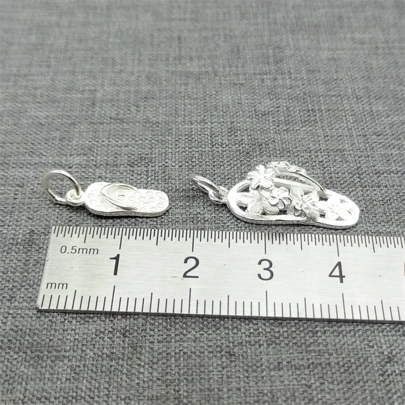 2pcs of 925 Sterling Silver Flip Flop Shoe Charms 3D with Flowers for Bracelet Necklace Earrings