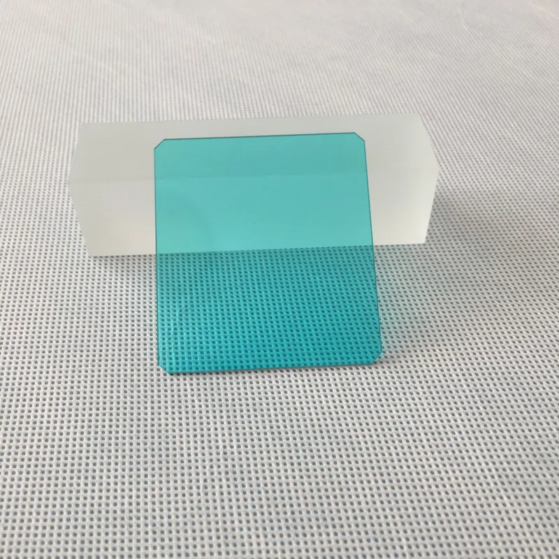 Filtro IR Cut In Vetro Ottico Blu – Dimensioni 44x53x1.0mm, Per Back Digital Hasselblad/Phase One