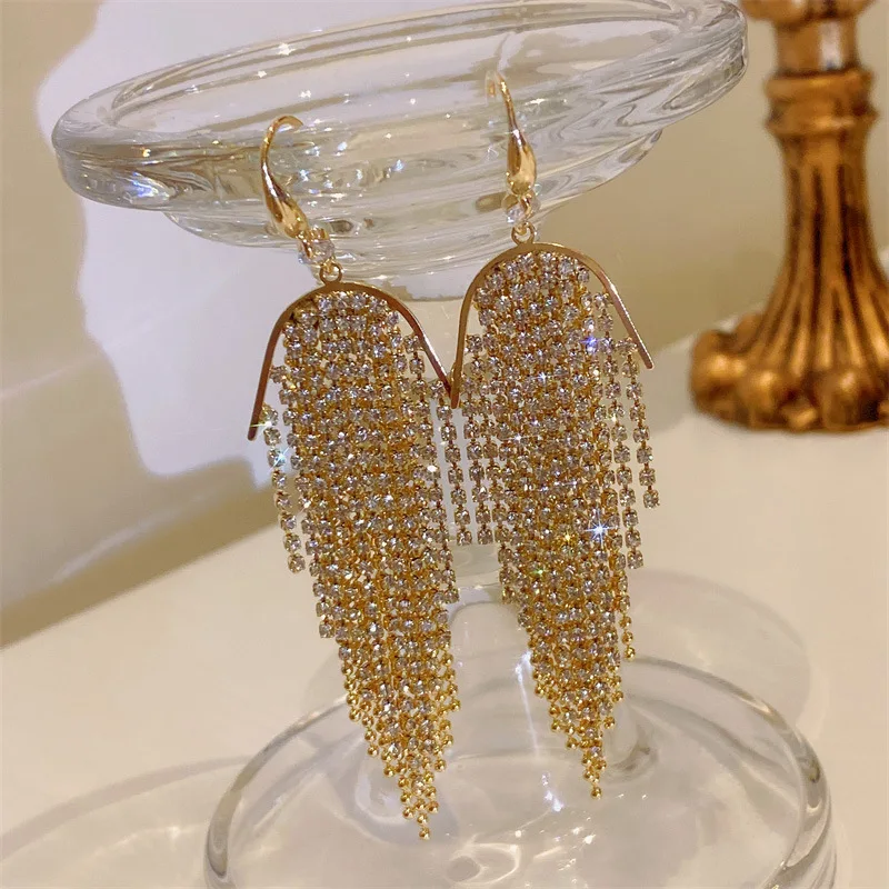 

2021 New Super Flash Rhinestone Gold Tassel Long Earrings Fashionable And Versatile