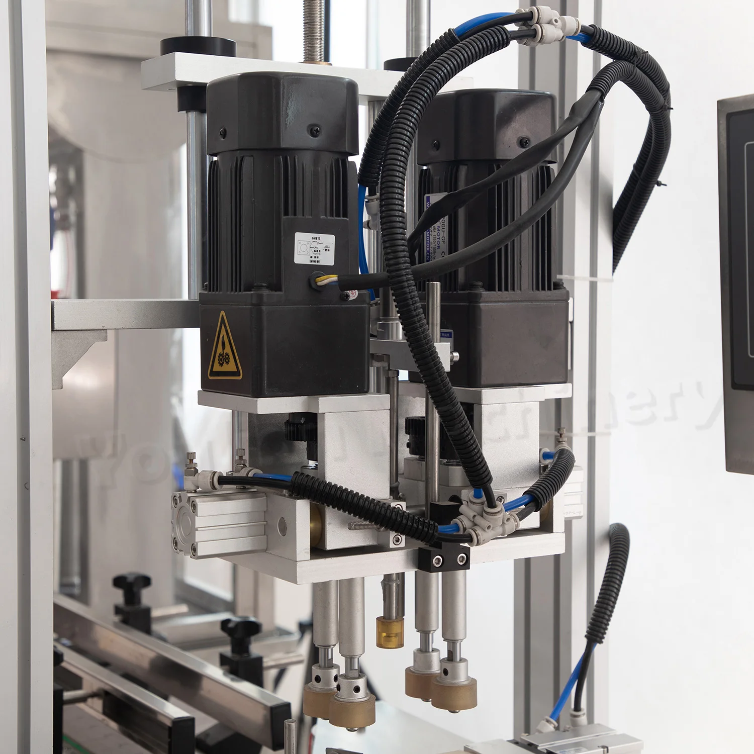 YL-L Automatic Production line Round Plastic Bottle Labeler Sauce Cosmetic Cream Paste Filling Capping and Labeling Machine