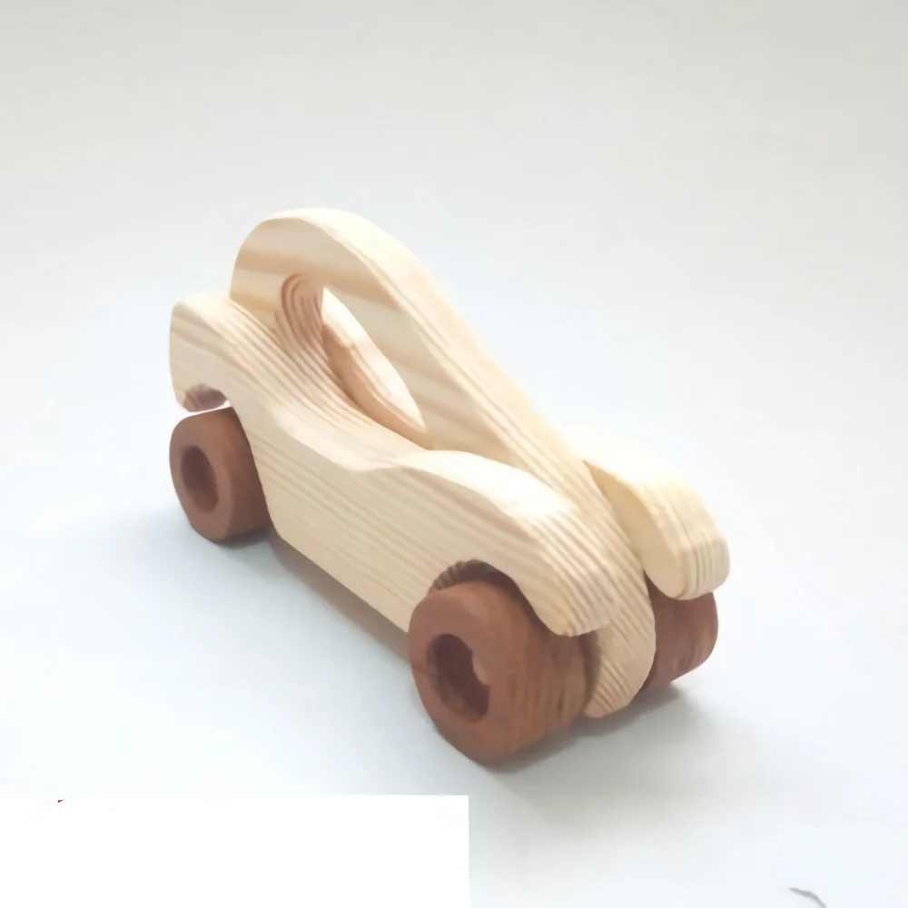 Рисунок 4 - Деревянный игрушечный автомобиль