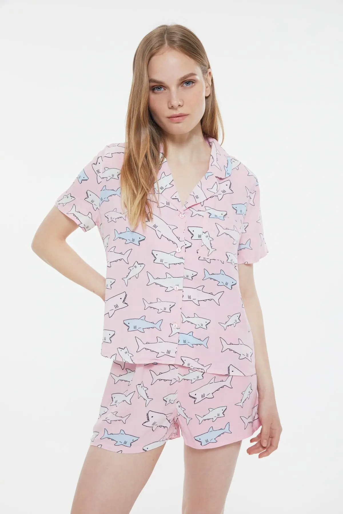 Powder Shark Pattern Woven Pajamas Set Half Sleeve Summer Short Femme Two Piece Shirt Shorts Set Comfy Sleep Wear Button