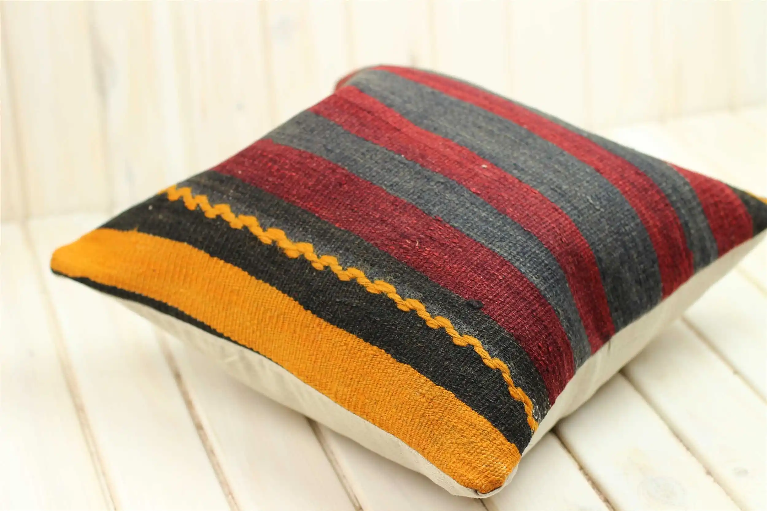 Handmade Kilim Pillow Cases Hand Woven Turkish Anatolian Traditional Motifs Cushion Cover Vintage Home Decorative Zip Carpet