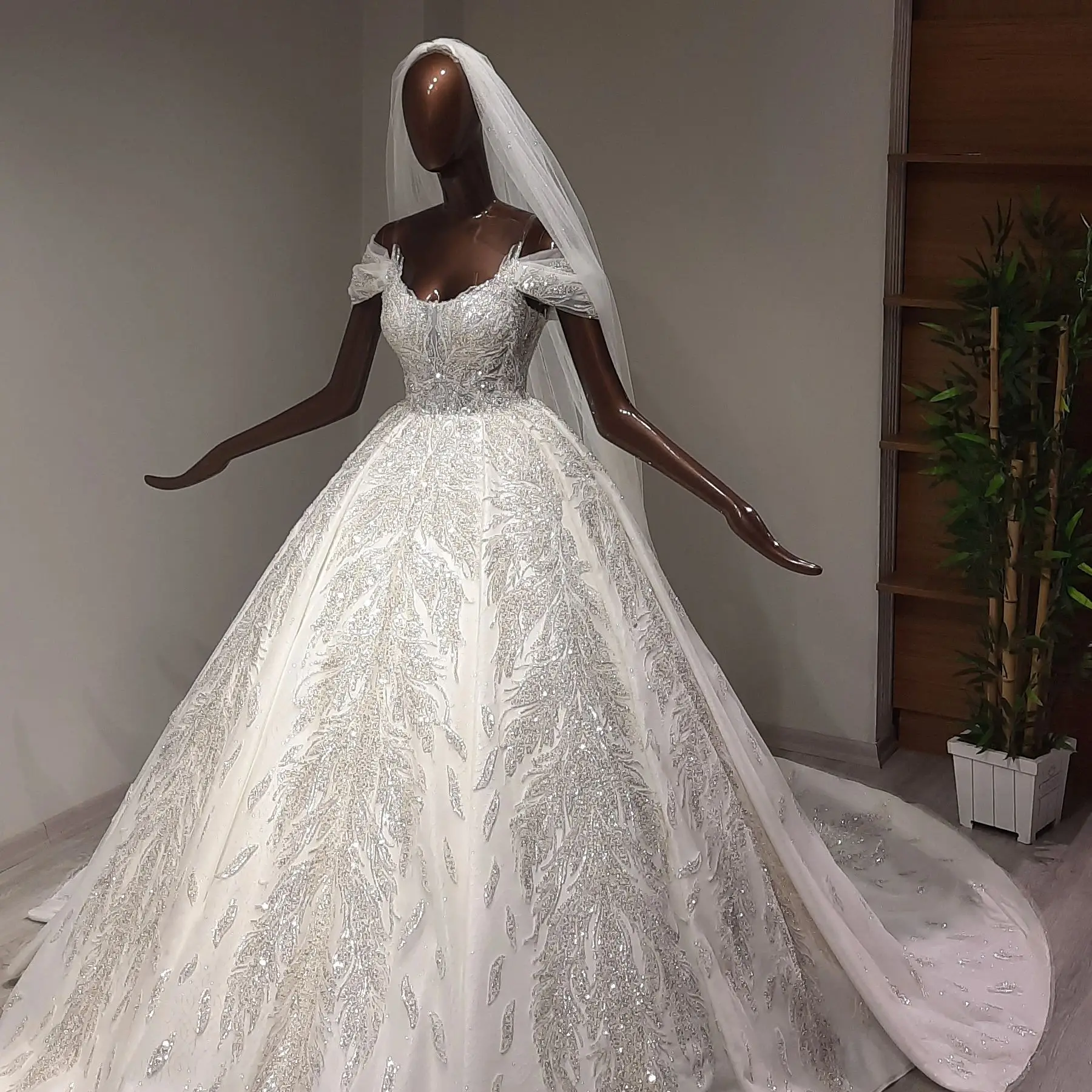 Wedding Dress Handmade Princess Luxury 2022 Boat Neck Long Sleeve Ball Gown Bridal Fashion Bohemian Haute Couture Usiba Design